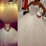 Красивое и эффектное свадебное платье