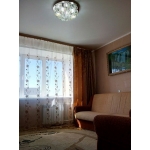 продам 2-комнатную квартиру на ул.  Тракторная,  3б