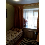 продам 2-комнатную квартиру на ул.  Тракторная,  3б