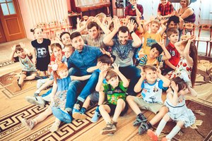 Хотите провести незабываемый праздник? Обращайтесь в «MONICA GROUP ARTISTS»!
